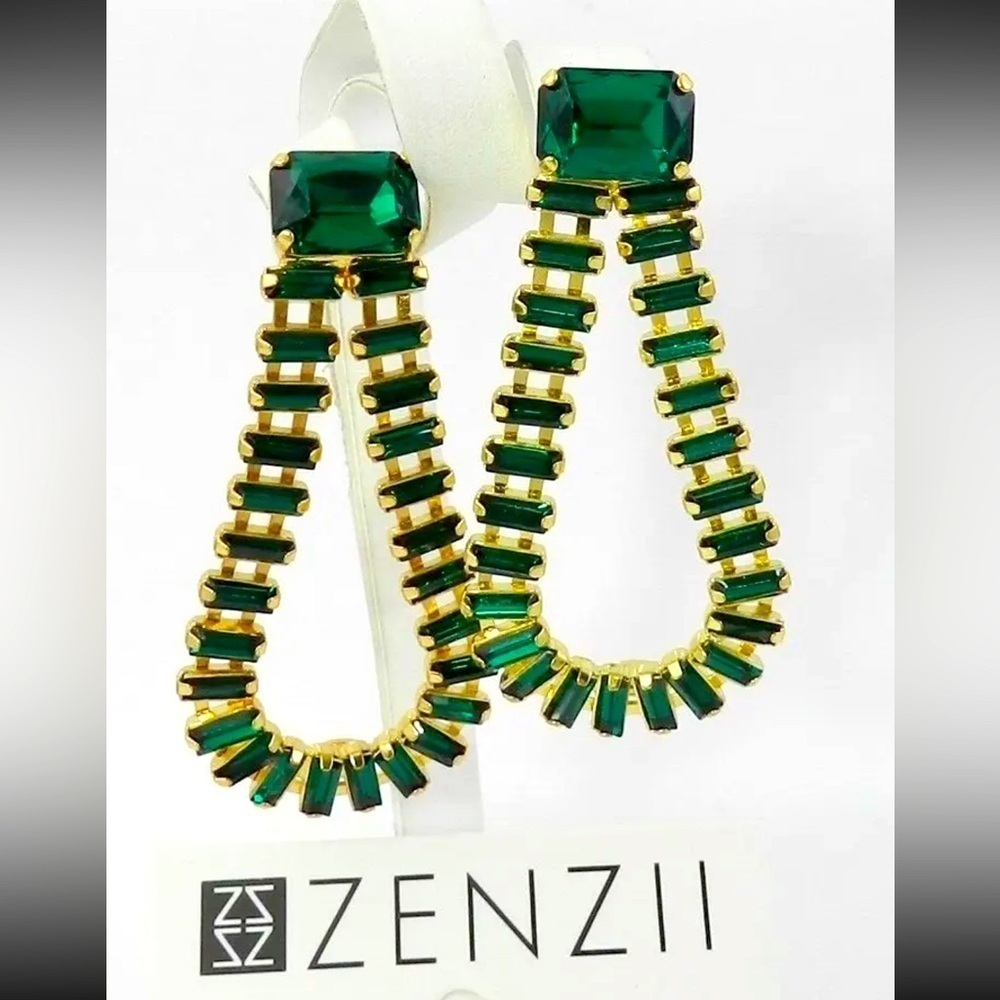 Nwt Zenzii Gorgeous Emerald Green Baguette Crystal Post Drop Earrings 20$